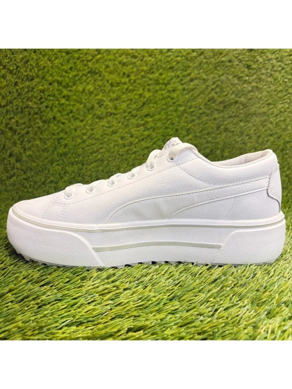 Puma Kaia Platform L Womens Size 10 White Athletic Lifestyle Shoes Sneakers
